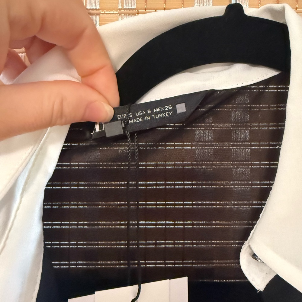 NWT; Zara Black Sheer Blouse with White Ruffle Collar - Picture 3 of 3